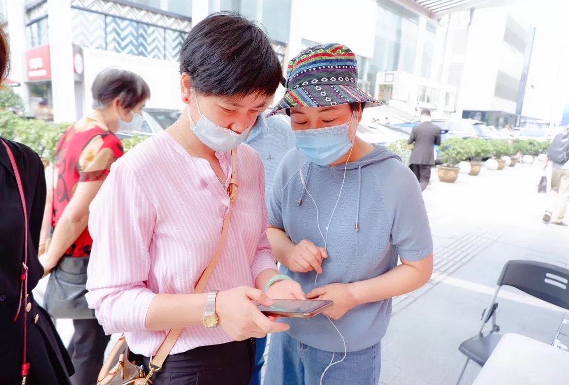 号声嘹亮，志愿同行——国庆黄金周，浙江省血液中心志愿服务队在行动