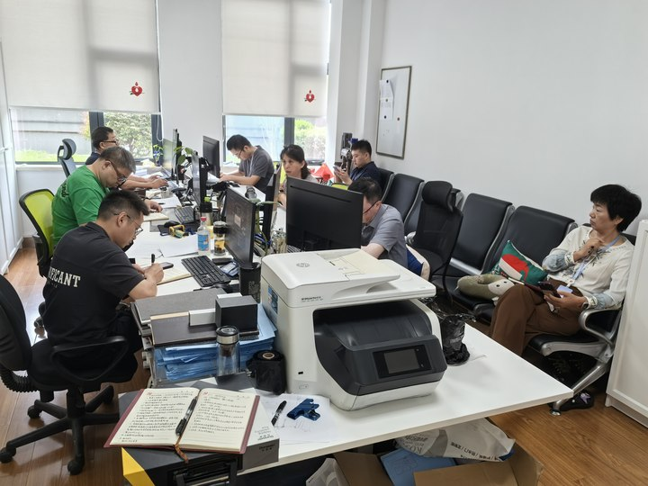 后勤保障党支部开展“学党史明党纪 守初心担使命”主题党日活动